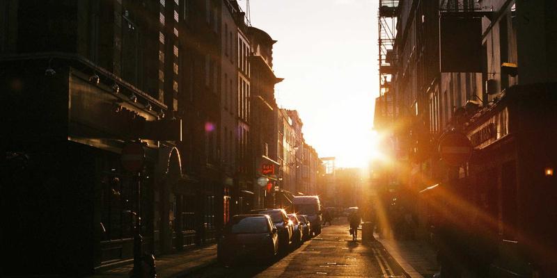 Grimapilura80：一场南美大陆的橙色主题探险指南